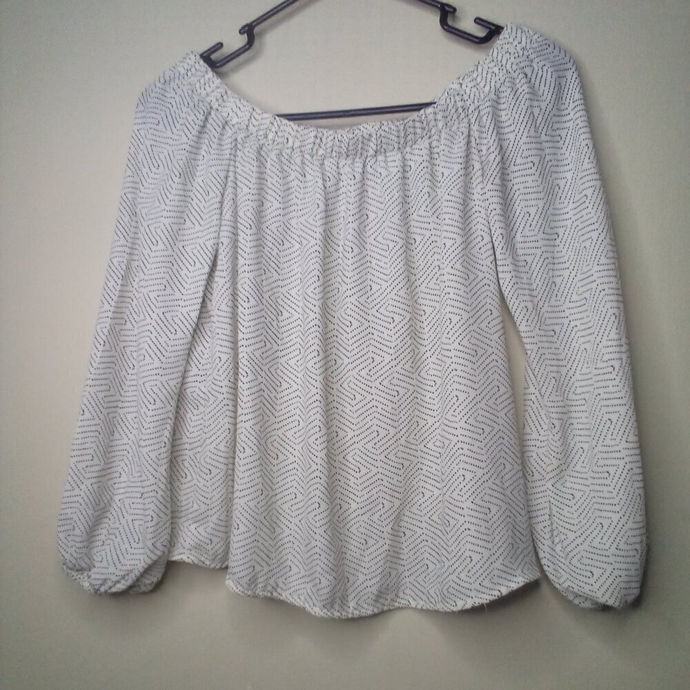Forever 21 Blouse Shirt Women S Long Sleeve Elastic Collar Pattern White Black